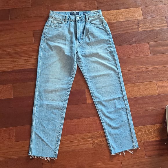 Lucky Brand Denim - High rise mom jean
